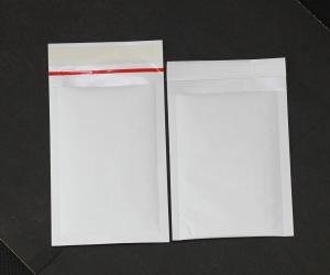 China High Slip customize white Kraft Bubble Mailer , Cushioned Postage Mailing Bags 160*200+40mm and 150*180+40mm on sale