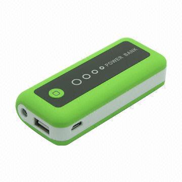  4,400mAh Universal Power Bank with LED Charger, Saves Power, Mobile Power, LED Torch Manufactures