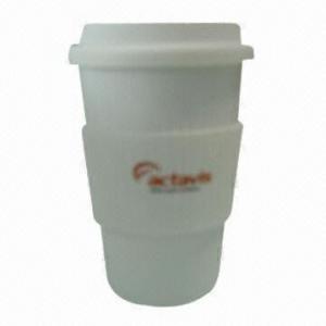 China Promotional Ceramic Mug with Silicone Lid and Sleeve on sale