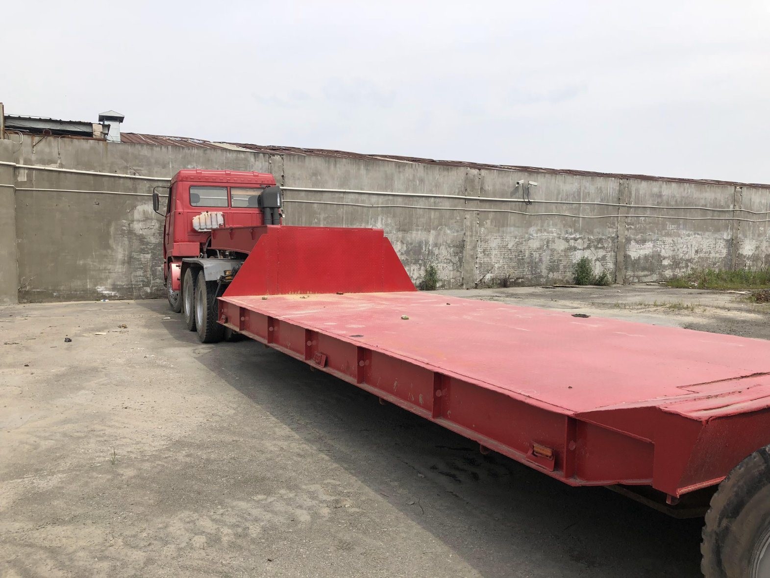 China                  Used Trailer Head HOWO Steyr King 380 in Perfect Working Condition with Reasonable Price. Motor Tractor HOWO-A7 375 for Sale;              on sale
