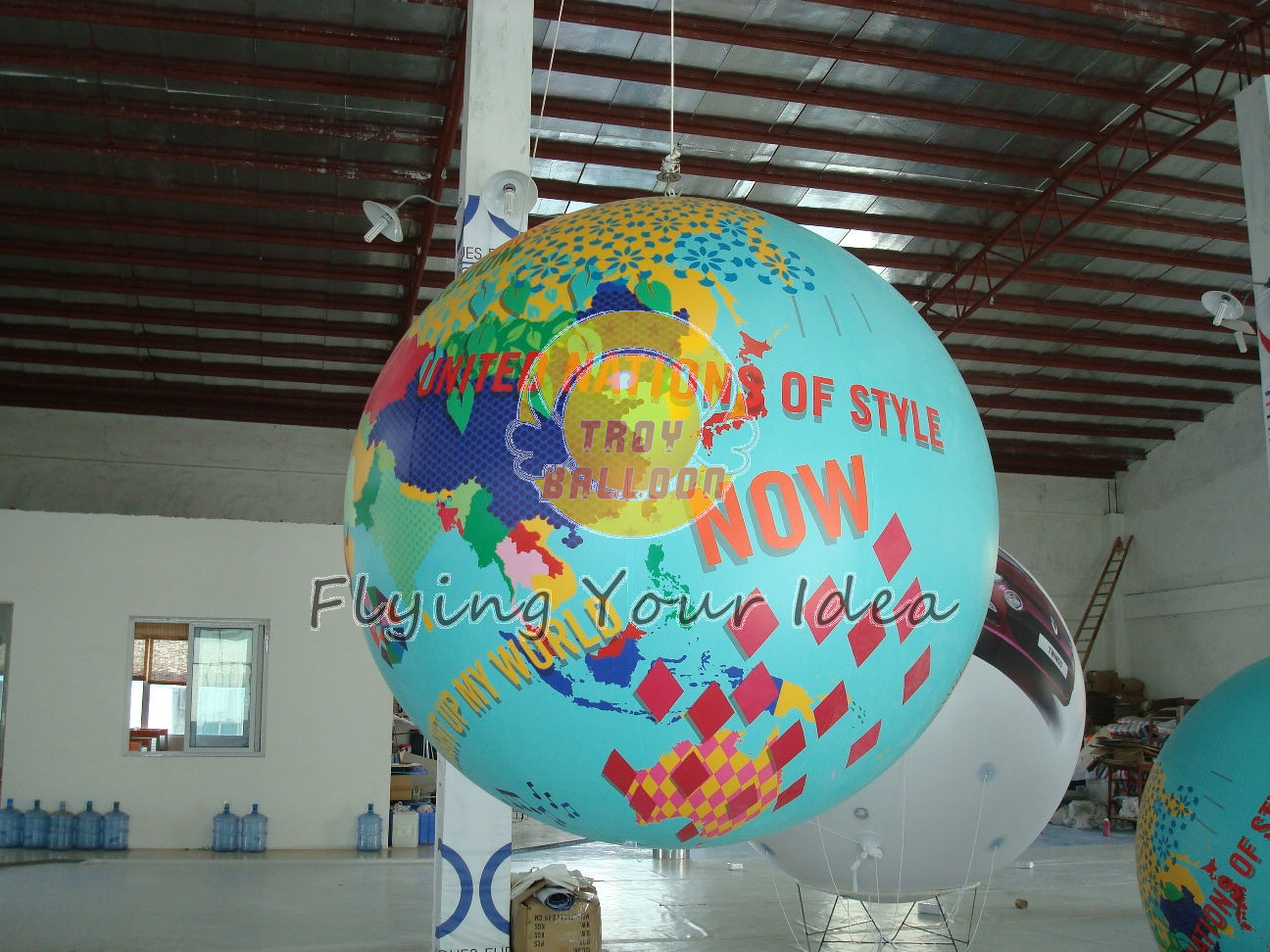  Inflatable advertising helium balloon with total digital printing for anniversary event Manufactures
