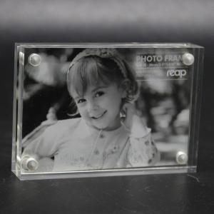  High quality Acrylic photo frame with very good prices! Manufactures