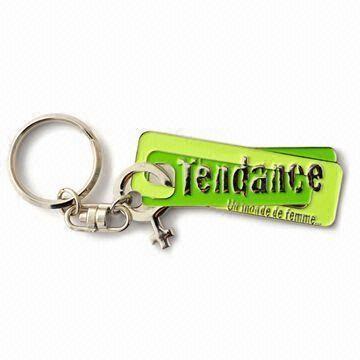  Tendance Keychains, Available in Rectangle Shape, with Light and Stylish Features Manufactures