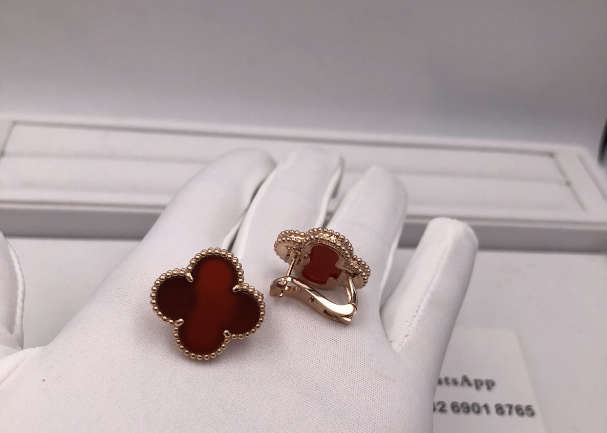  Women'S Red Beautiful Luxurious 18K Gold Earrings With Carnelian Manufactures