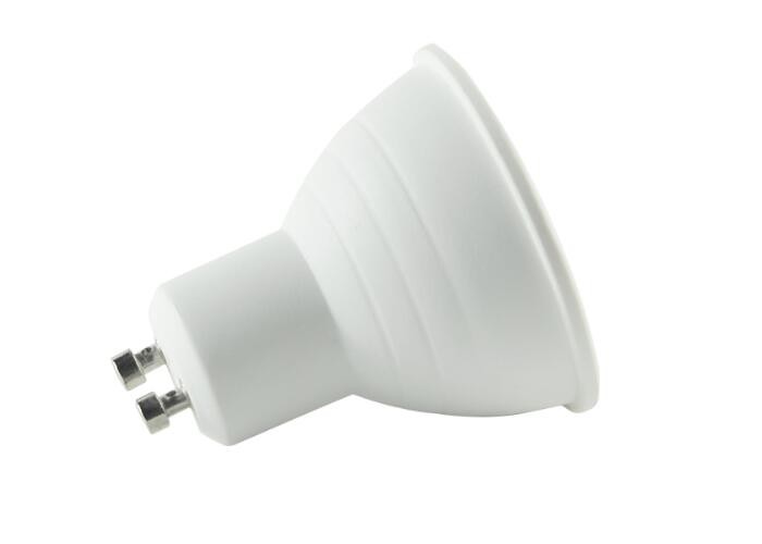  White Housing Led Spot Bulbs 5w 500lm 6000k 80ra With Good Vibration Resistance Manufactures