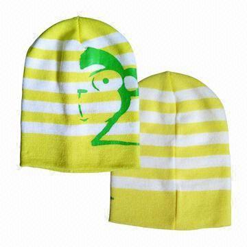  Knitted Beanie with Logo by Rubber Printing and Jacquard Design, Made of Acrylic Material Manufactures