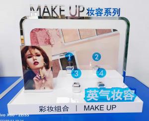  Customized 18mm Acrylic Makeup Display Stand With Plexiglass Lucite Material Manufactures
