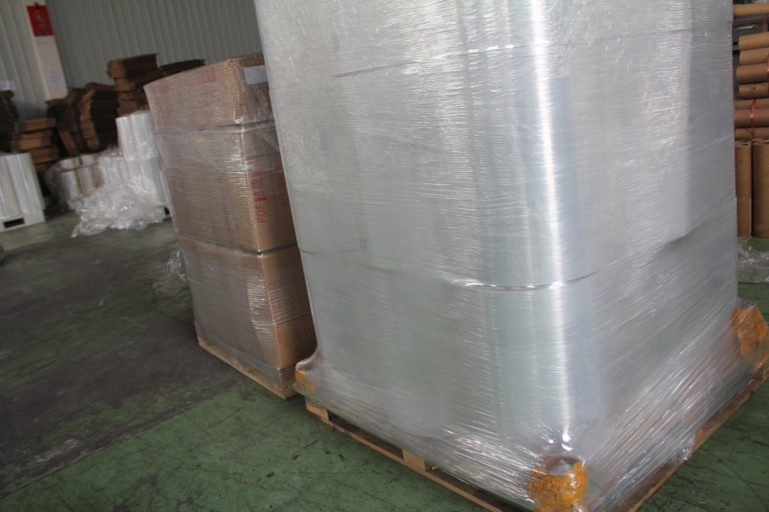  12mic / 15mic  Industrial Pallet Wrap With Superior Break Strength Transparent Manufactures