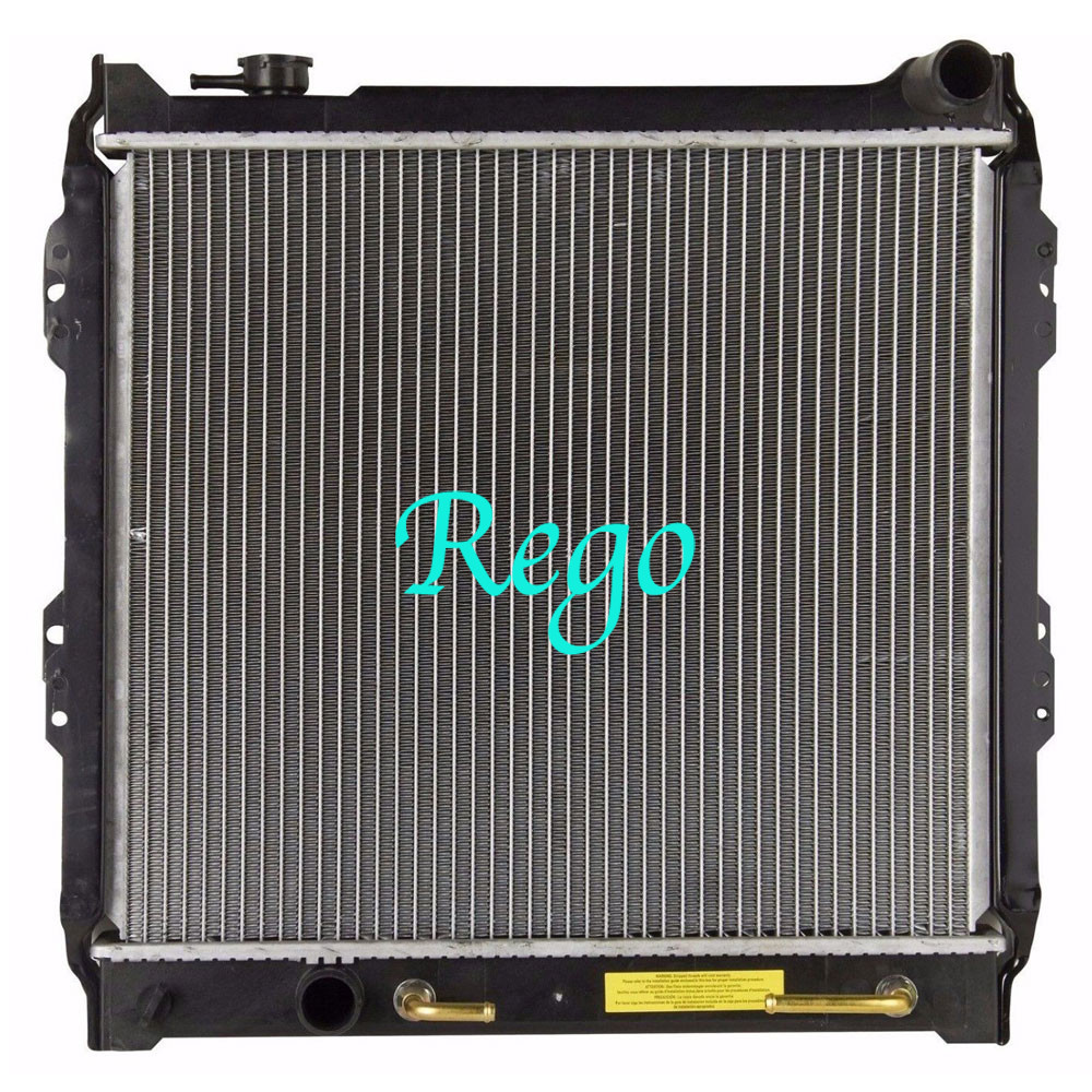 Quality 88 - 95 Runner Toyota Pickup Car Radiator Replacement 1 3/8" Outlet ISO Certificated for sale