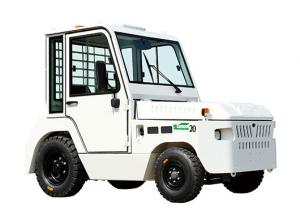 China Industrial Tug Tow Tractor , 4 Wheel Platform Truck For Distribution Center on sale