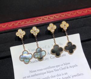  2 Motifs 18K Rose Gold Magic Alhambra Earrings With Grey Mother Of Pearl High end custom jewelry manufacturer Manufactures