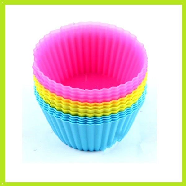 China wholesale silicone muffin baking cupcake molds BPA free