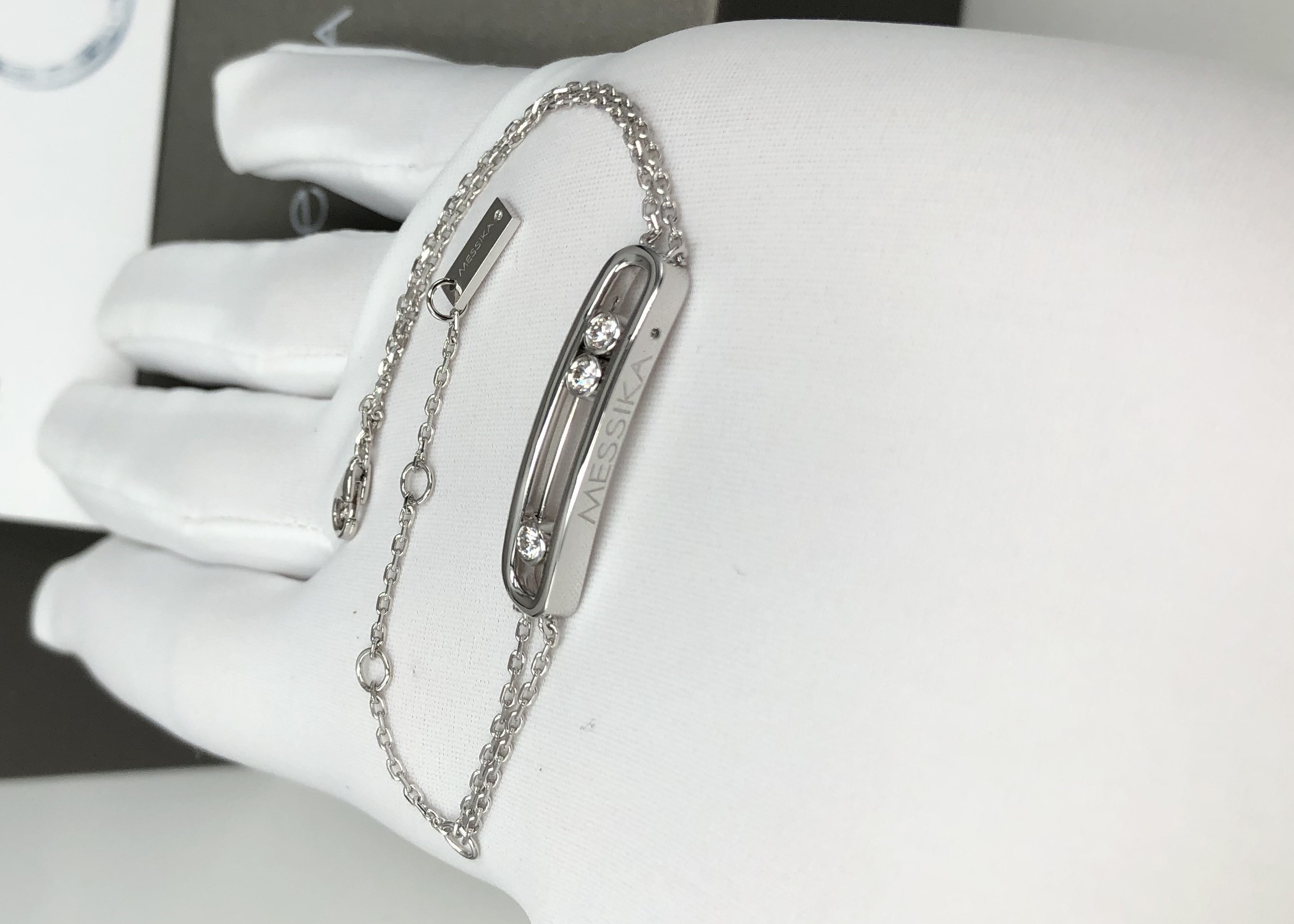  No Gemstone Messika Dual Chain 18k White Gold Diamond Bracelet Large Size Manufactures