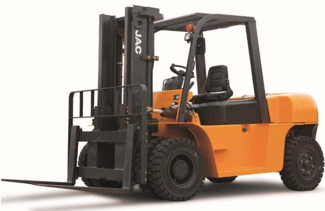  7 Ton Diesel Forklift Truck Large Loading Capacity Small Turning Radius CE Certificated Manufactures