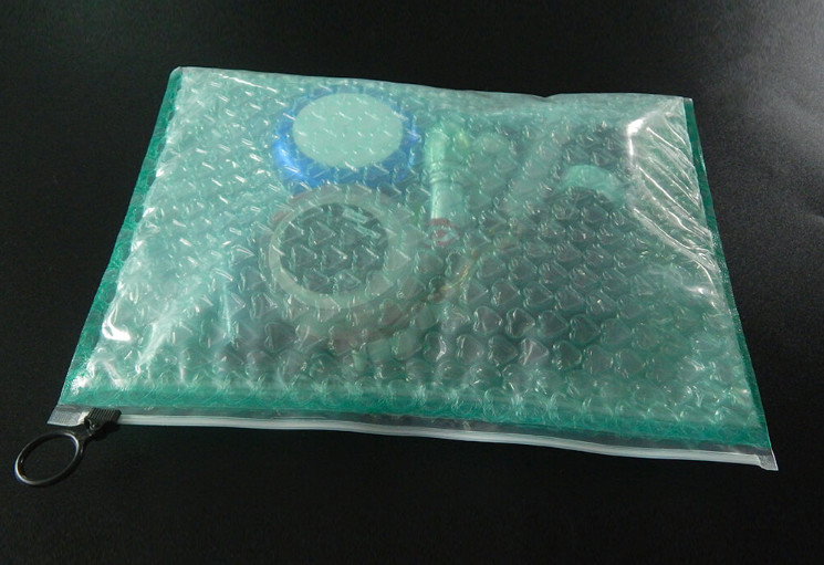 China Strong Adhesive Clear Plastic Zipper Bubble Bags With Copperplate Printing on sale