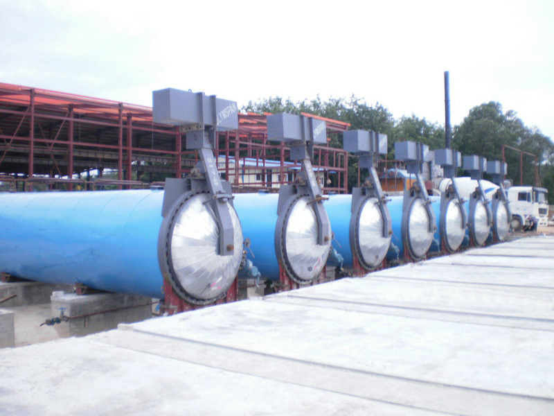 Pneumatic Industrial Autoclaves High Pressure For Wood / Brick / Rubber / Food , Φ1.65 m Manufactures