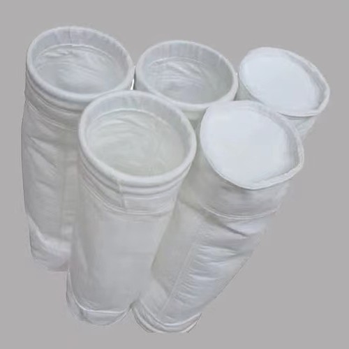China 400gsm Calendering Industrial Filter Bags Polyester Needle Felt Filter Bags on sale