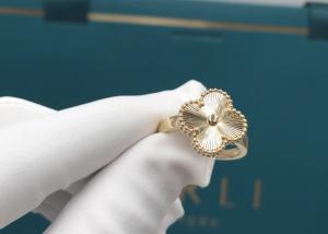  Beautiful Certified 18K Gold Engagement Ring , Sweet Alhambra Ring Without Diamond Manufactures