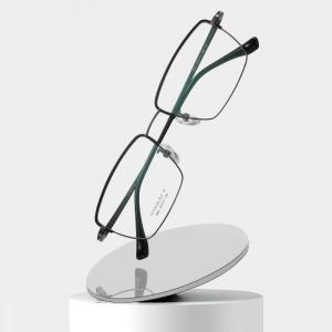  Ultra Light Mens Titanium Glasses Business Moderate Size OEM Manufactures