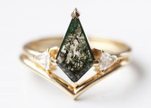 China Triangle Natural Moss Agate Engagement Ring , 9k Gold Ring With Diamonds OEM ODM on sale