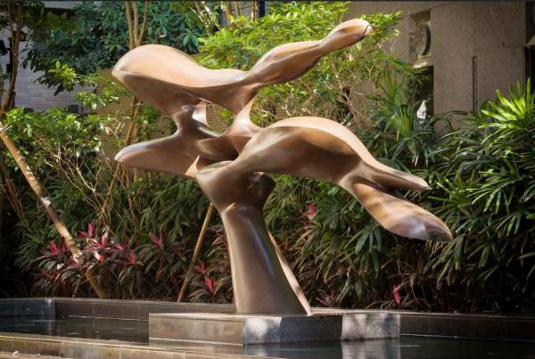 Quality Public Outdoor Bronze Sculpture , Decorative Modern Bronze Garden Ornaments for sale