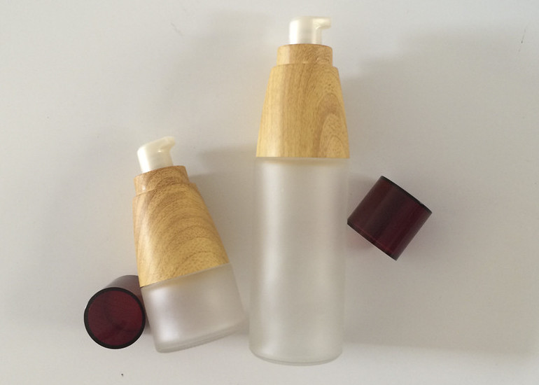  Recyclable Glass Empty Cosmetic Bottles Silk Screen Printing Eco Friendly Manufactures