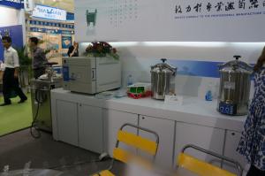 China Small Table Top Autoclave Steam Sterilizer Machine For Laboratory / Clinic on sale