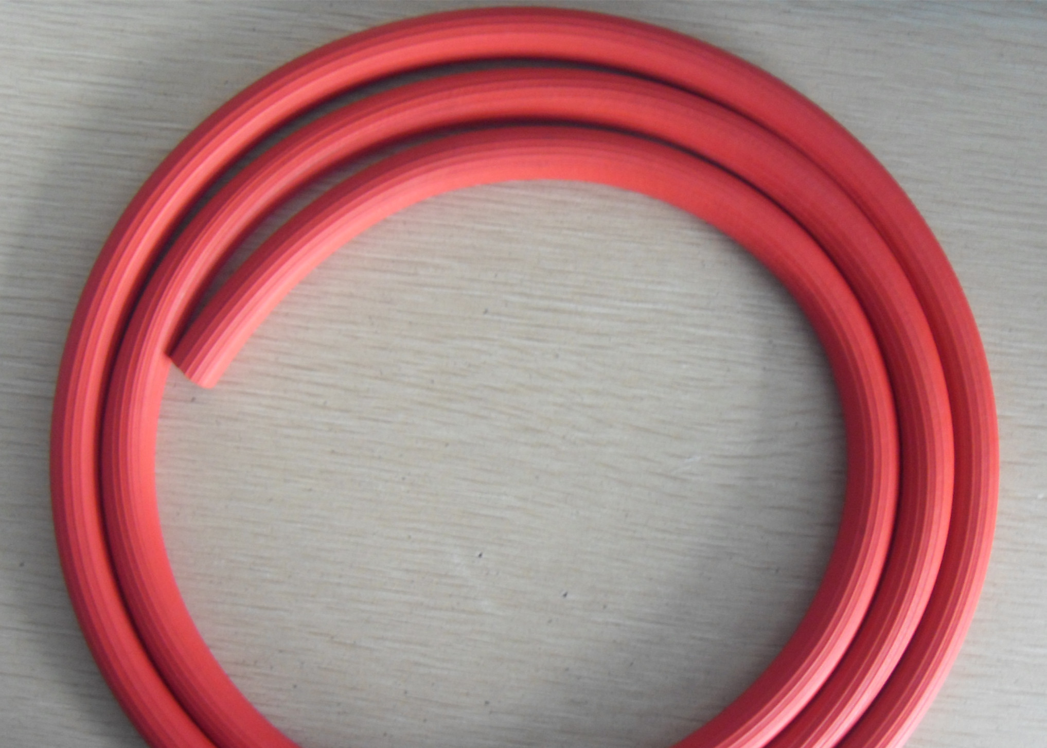  Red Groove Surface Rubber Air Hose , Recoil Air Hose  ID 3 / 16" To 1" Manufactures