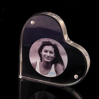  Heart Shape Acrylic Block Photo Frames With Good Fashion Manufactures
