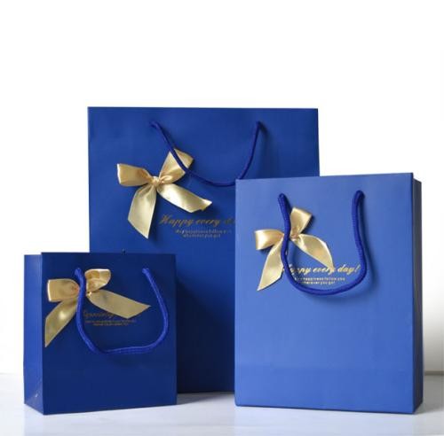  Custom Luxury Bouquet Clothing Shopping Retail Black Paper Bags With Logo Print Manufactures