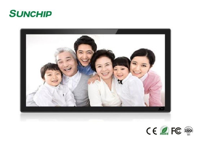  Wifi HD 500nits 32inch LCD Advertising Screen 10 Pt Capacitive Touch Manufactures
