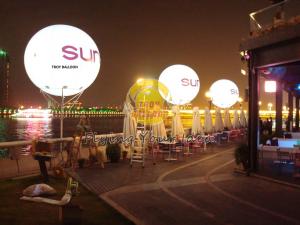  White Attractive Inflatable Lighting Balloon Manufactures