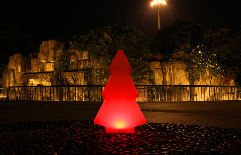 China Public Battery Powered Small LED Night Light Durable With Christmas Tree Shape on sale