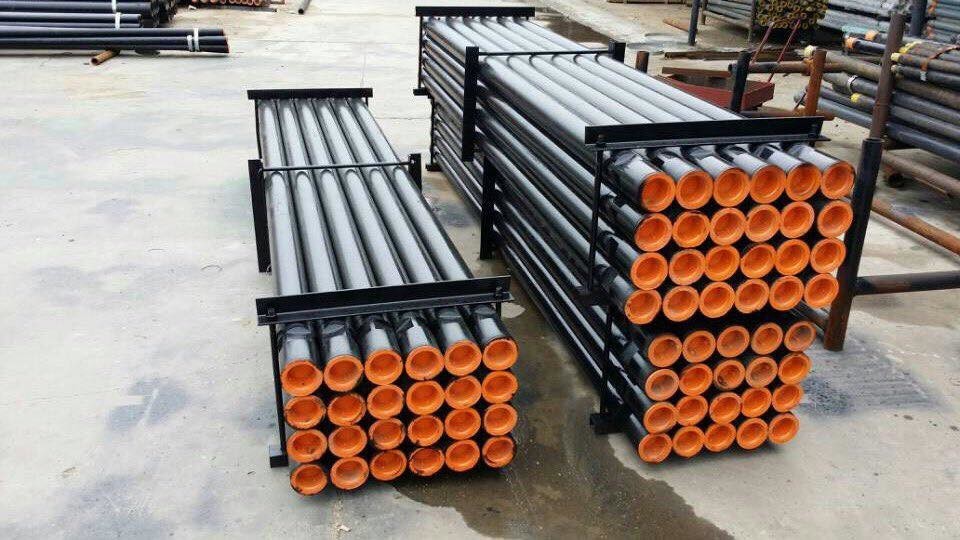 China Heavy Duty DTH Drill Pipe For Hard Rock Drilling Equipment Alloy Steel Material on sale