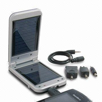  Solar Mobile Phone Charger with 5 to 6V Output Voltage, Suitable for PDA, MP3, MP4, and Camera Manufactures