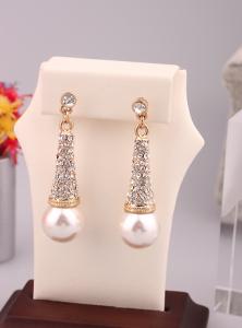 China Fashion Korea Long Golden 18K Gold Plated Golden Pearl Stud Earrings for Women Girls Hot Sale on sale