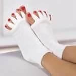 Quality relief from Aches and pains, cramps, hammertoes, bunions Foot Alignment Socks for sale