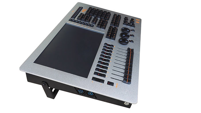  White Casing 2048ch Dmx Console with Titan System  , DJ Light Controller Manufactures