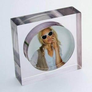  Trendy Acrylic photo frame Manufactures