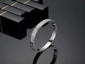  One Of A Kind Love 18K 750 White Gold Diamond Wedding Bangle Manufactures