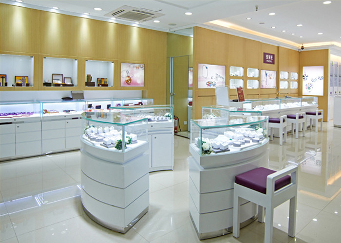 Retail Shop Lighted Commercial Jewelry Wall Display Case High Glossy White Color Manufactures