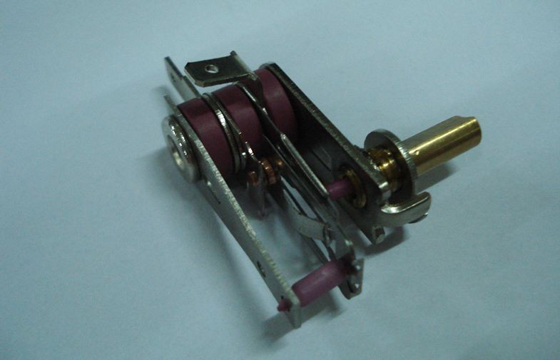 China Snap Action Adjustable Thermal Switch For Cooker / Air-Conditioner / Laminator on sale