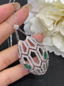  Luxury Wedding 18K Gold Diamond Necklace Custom Jewelry Pendant Manufactures