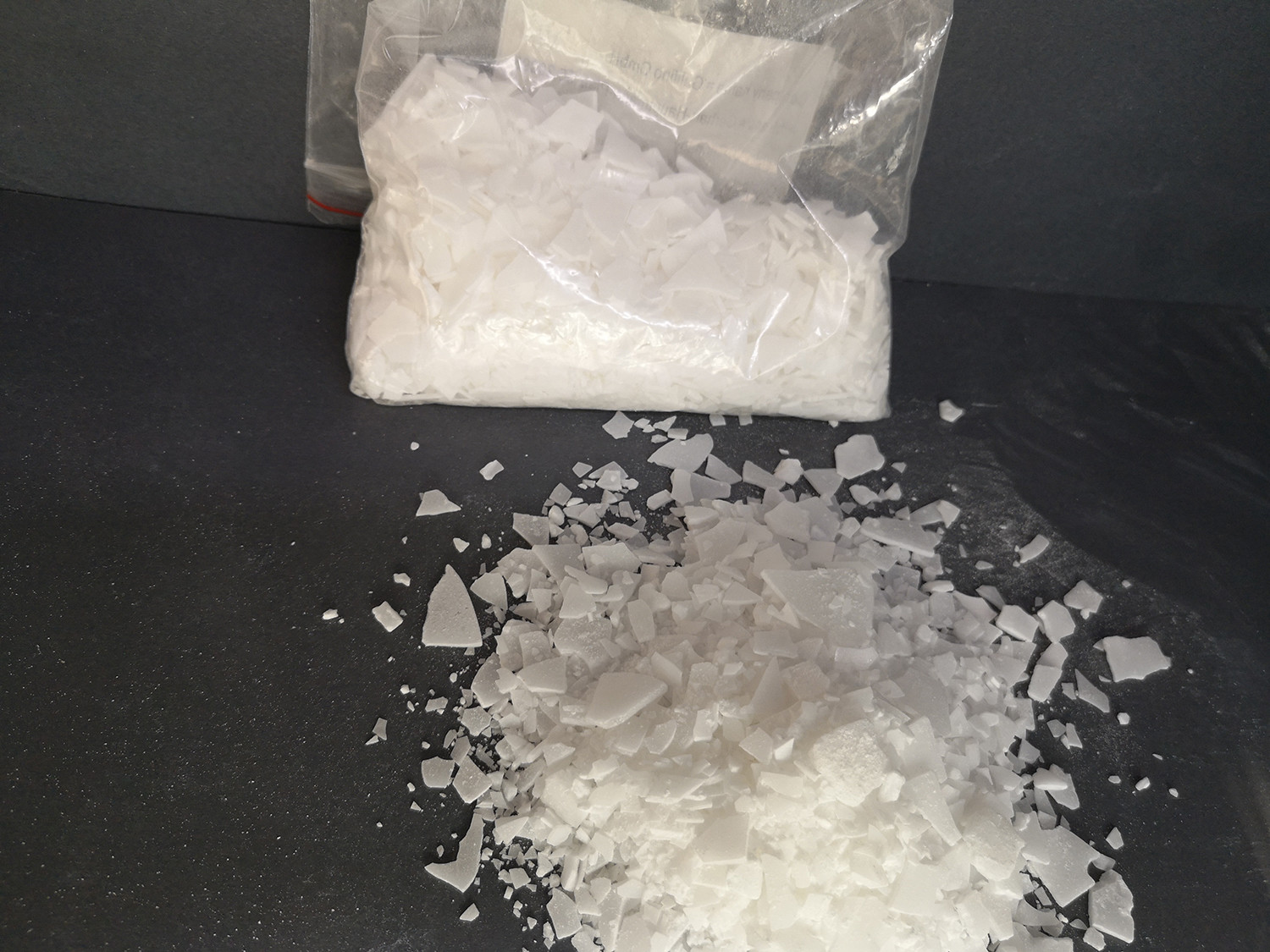  White Flakes Pvc Stabilisers Composite Lead Salt Stabilizer For PVC Window Profile Manufactures