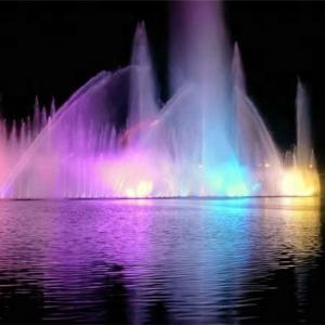 China Outdoor Musical Floating Fountain High Spray Garden Water Fountain on sale
