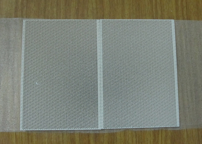 China 200 * 140 MM Big Alumina Honeycomb Infrared Cordierite Ceramic Plates on sale