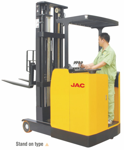  Stand Up High Lift Reach Truck Forklift 1 Ton Low Noise Max Lift Height 6.2m Manufactures