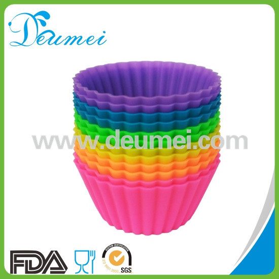 Quality FDA Approved Silicone Muffin Round Shaped Cupcake Mold for sale