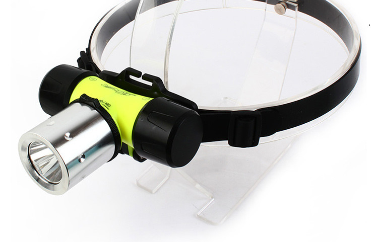 China Waterproof diving headlight camping head torch light led head lamp on sale