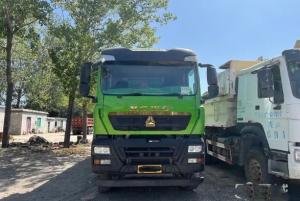 China Second Hand Dumper Truck HOWO Sino Dump Truck 8×4 Drive Mode Used Diesel Engine Truck on sale